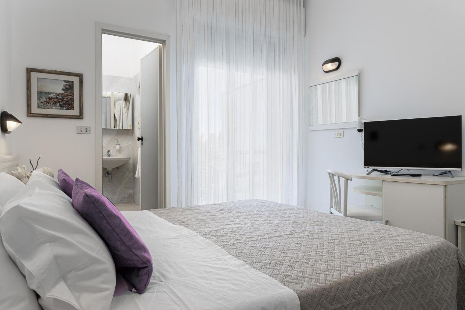 Gioiello Hotel 3*